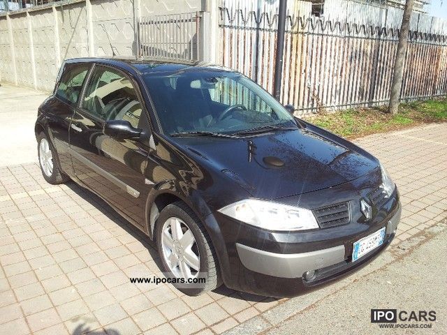 2003 Renault  Coach 1.6 16V Mégane Sport Way Sports car/Coupe Used vehicle photo