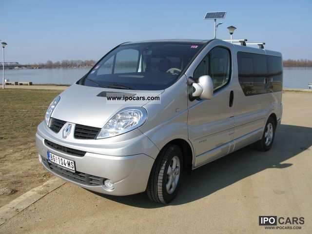 2010 Renault  Trafic Generation Evado dCi 150 Van / Minibus Used vehicle photo