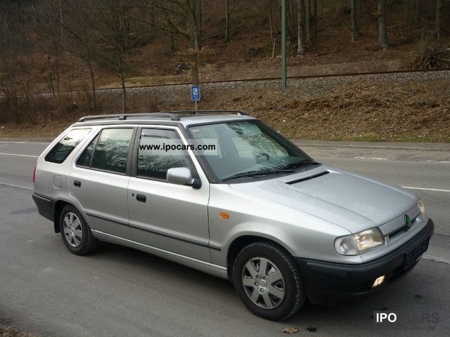 1998 Skoda  Felicia Combi 1.9 diesel Power windows, 68000km Estate Car Used vehicle photo