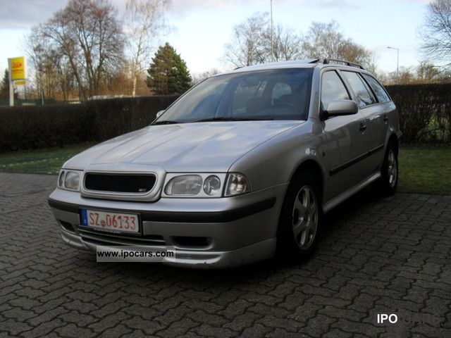 1999 Skoda  Octavia Combi 1.8 20V SLX * Climate * AHK * Sunroof * Estate Car Used vehicle photo