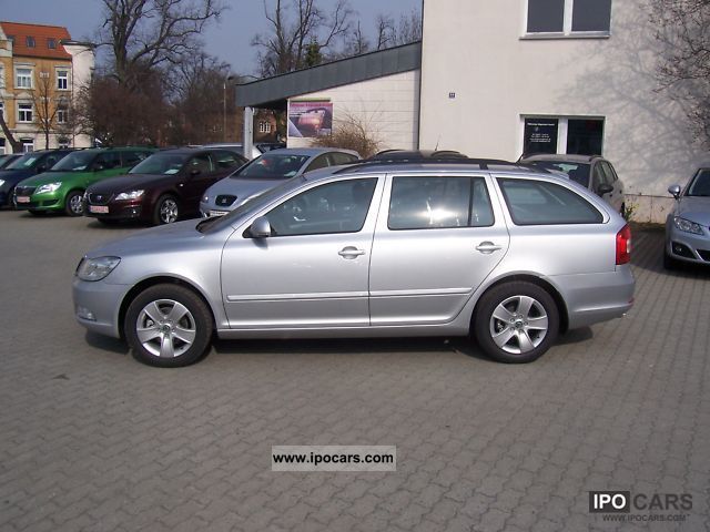 2011 Skoda  Octavia 1.6 TDI CR ambition SHZ * PDC * LM * GRA Estate Car New vehicle photo