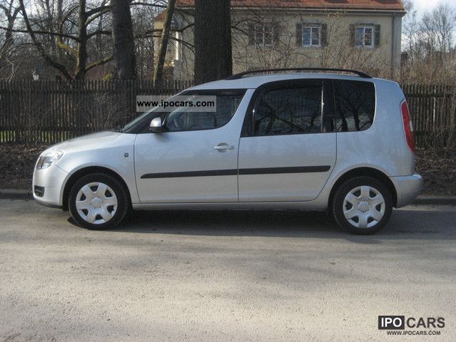 2009 Skoda  Roomster 1.9TDI Style Plus 1 year warranty Van / Minibus Used vehicle photo