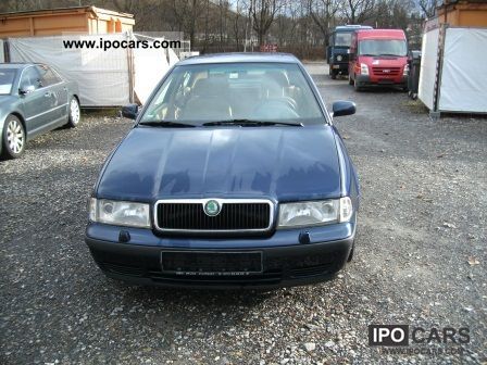 2000 Skoda  Laurin & Klement Best Price reduced equipment Limousine Used vehicle photo