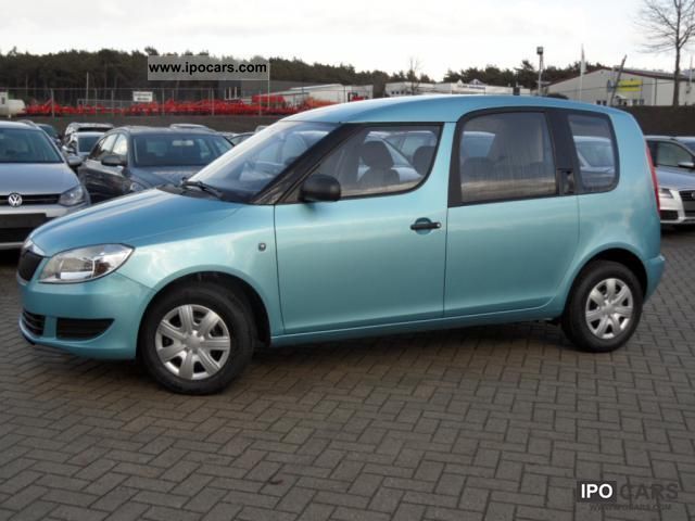 2011 Skoda  85 hp 1.2 TSI Roomster Active with 4 airbags, ... Small Car New vehicle photo