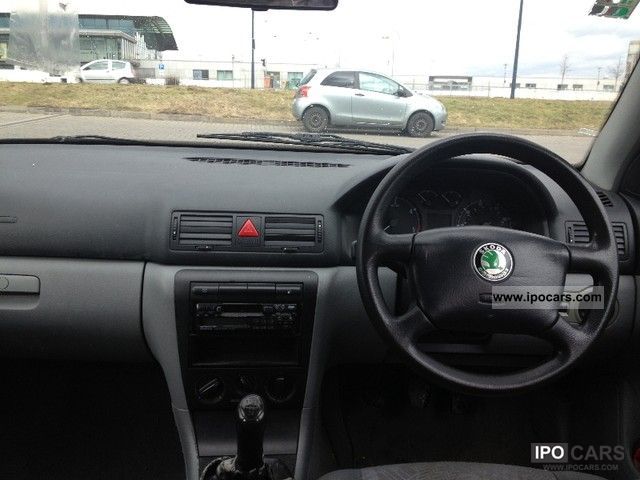 2000 Skoda Octavia 1 9 Sdi Lx Rhd Car Photo And Specs