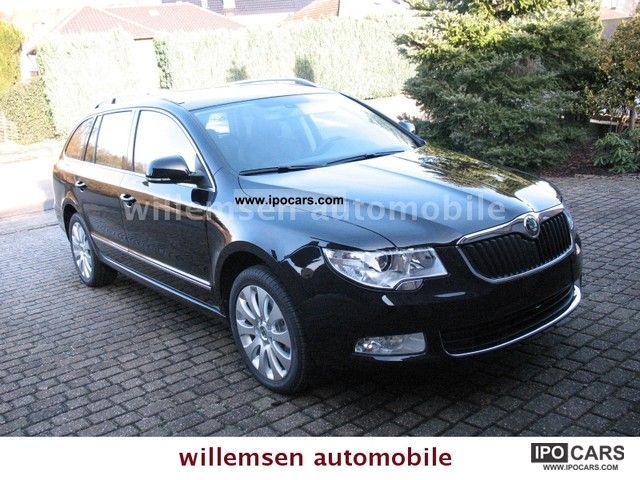 2011 Skoda  Superb Combi 2.0 TDI 4x4 DSG Eleg / Leather / Navi / Xen Estate Car New vehicle photo