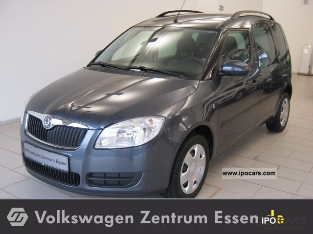 2008 Skoda  Roomster 1.4 Style - air conditioning, heated seats, power, Estate Car Used vehicle photo