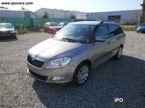 2011 Skoda  Fabia Combi Special Edition bargain!! Estate Car New vehicle photo