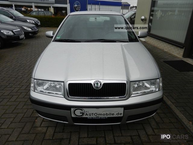 2002 Skoda  Octavia 1.6 Classic * AIR * Heated seats * Limousine Used vehicle photo