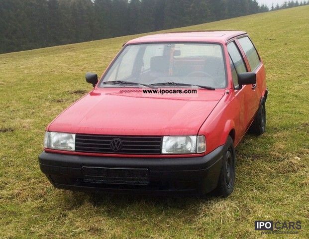 1990 Volkswagen  Polo CL Small Car Used vehicle photo