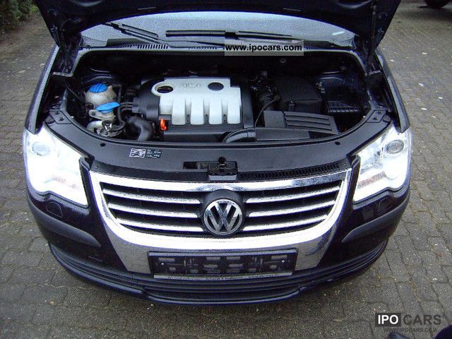 2010 Volkswagen Touran 1 9 Tdi Dpf Dsg Car Photo And Specs