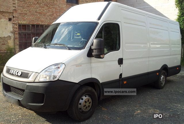 2010 Iveco  35 S 17 D EEV DPF AGile Other Used vehicle photo