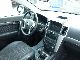 2010 Chevrolet  Captiva 2.0 VCDI127 Family Pack FWD Estate Car Used vehicle photo 7