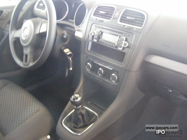 2011 Volkswagen Golf 1.2 TSI Trendline Bluemotion Technology Limousine ...