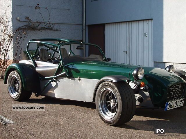 2002 Caterham  R 400, road course leave! Sports car/Coupe Used vehicle photo