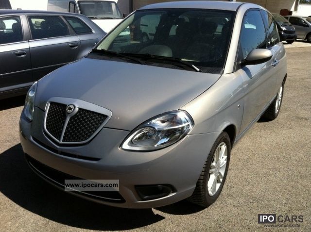 2007 Lancia  Ypsilon 1.4 Platino Limousine Used vehicle photo