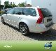 2011 Volvo  V50 Summum D4 with Business Package PRO Estate Car Used vehicle photo 4