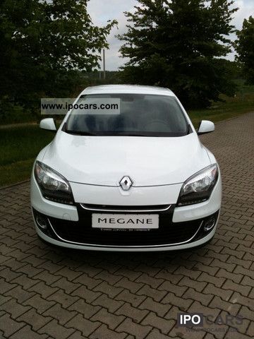 2012 Renault  ENERGY Megane Dynamique dCi 115 Start & Stop Limousine New vehicle photo