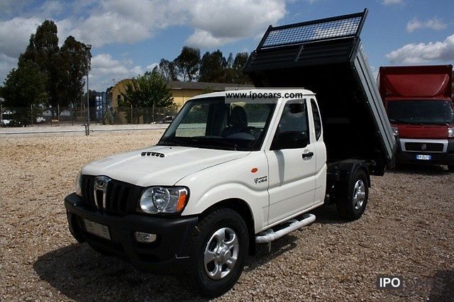 2012 Mahindra  Goa SC 4WD Pickup 2.2 CRDE RIBALTABILE Trilater Other New vehicle photo