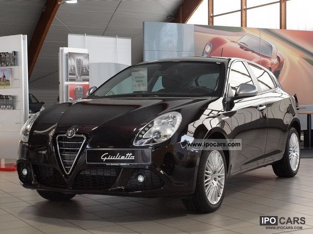2012 Alfa Romeo  Giulietta 1.4 TB 16V KLIMAAUTOMATIK Small Car New vehicle photo