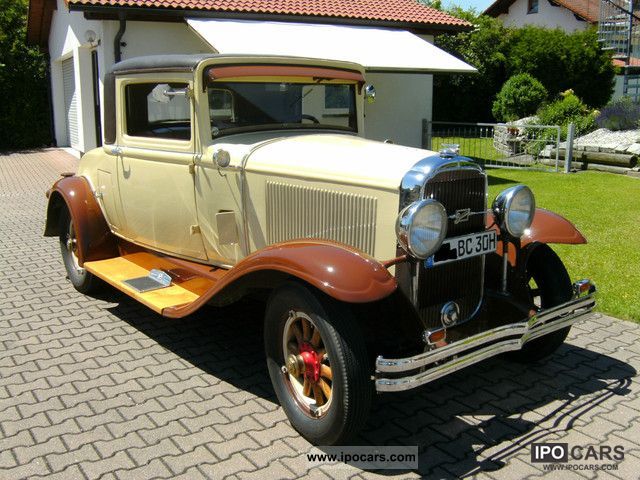 1930 Buick  Coupe 8 Cylinder Limousine Classic Vehicle photo