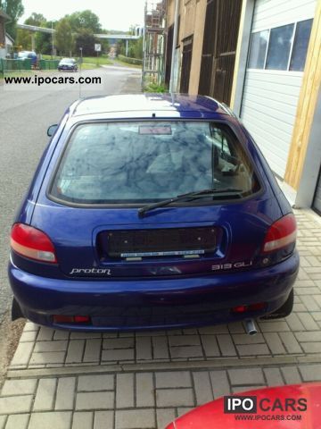 2001 Proton  313 GLSi Limousine Used vehicle photo