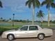 1999 Cadillac  DEVILLE SUPER MAINTAINED / NAVIGATION / SITZHEIZUNG Limousine Used vehicle photo 4
