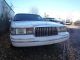 1994 Lincoln  Stretch Limousine \ Limousine Used vehicle photo 2