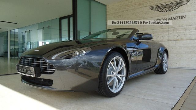 2013 Aston Martin  V8 Vantage Roadster MY 2012 MSRP: 147,400 EUR Cabriolet / Roadster Pre-Registration photo