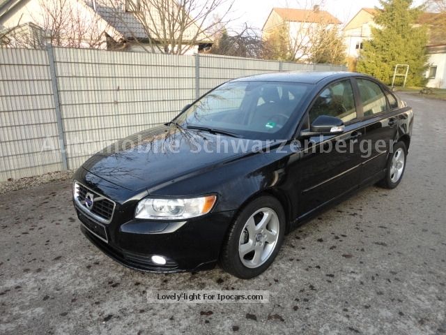 2012 Volvo  S40 DPF D2 Business Edition XENON 1-HAND Saloon Used vehicle photo