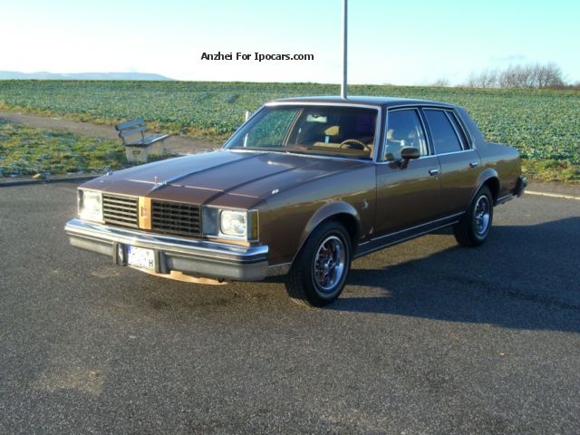 1981 Oldsmobile  Cutlass Supreme Brougham 5.0 V8 H-approval Saloon Classic Vehicle photo