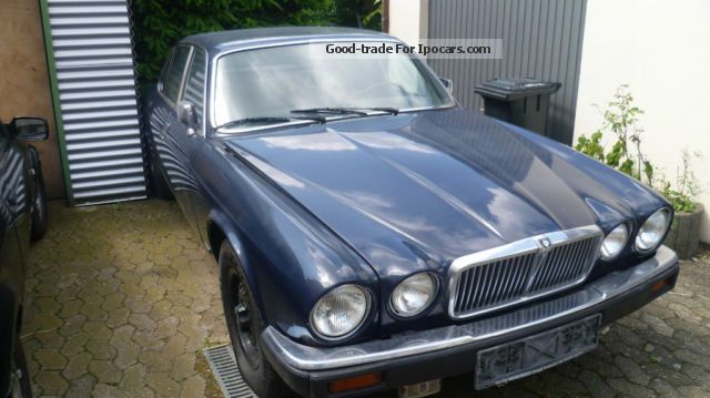 1982 Jaguar  XJ6 / Switch Series III built 1982 m. 5-speed transmission Saloon Used vehicle photo