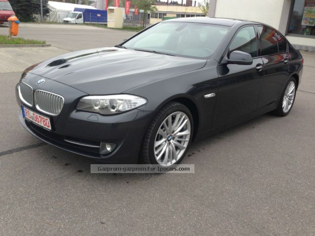 2010 BMW  550i Sport Auto-head-up display BrilanteffektLac Saloon Used vehicle photo