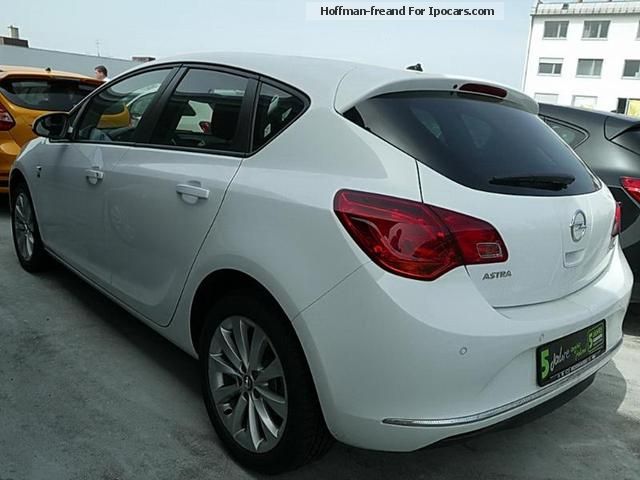 2012 Opel Astra J 1 4 150 Years Car Photo And Specs