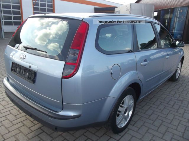 2005 Ford Focus Turnier 1.6 Ti-VCT Ghia - Car Photo and Specs