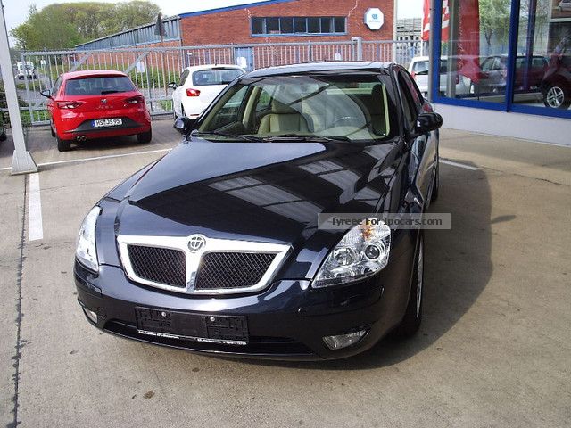 2012 Brilliance  BS6 2.0 DeLuxe, climate, navigation, Parktronic Saloon Used vehicle photo
