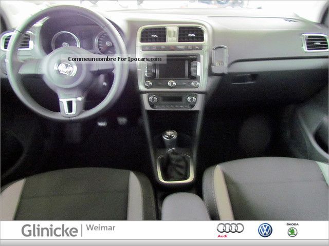2012 Volkswagen Polo 1.6 TDI BlueMotion Life SHZ PDC AIR NAVI - Car Photo Specs