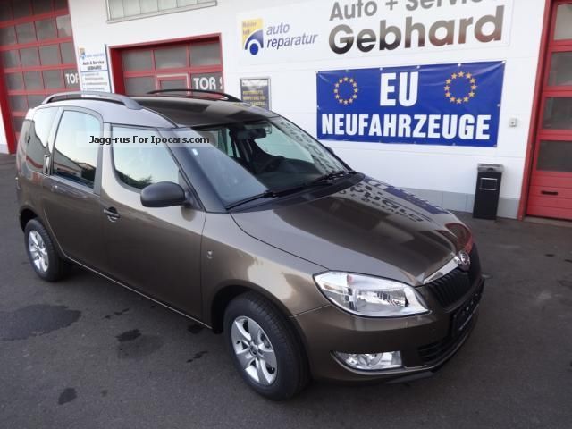 2012 Skoda  Roomster Fresh Air CD Alu14 \ Van / Minibus New vehicle photo