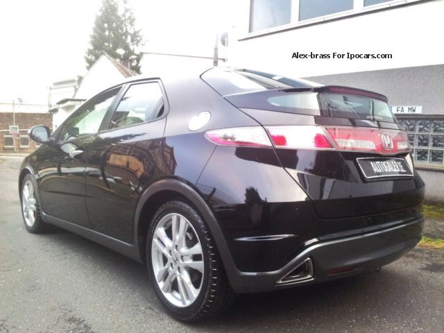 2009 Honda  Civic 2.2i-CTDi DPF Sports * 1.Hand * Navi * Klimaaut. * Saloon Used vehicle (

Accident-free ) photo