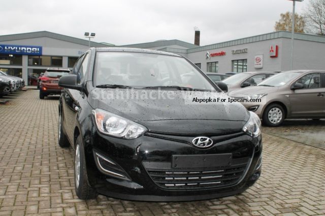 2013 Hyundai  i20 1.2 5 Türig FIFA World CUP Edition Small Car Pre-Registration photo