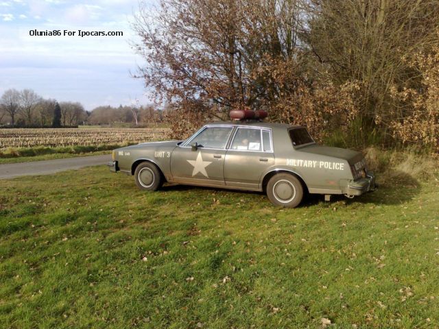 1980 Oldsmobile  Cutlass Saloon Classic Vehicle (

Accident-free ) photo