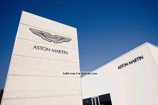 2013 Aston Martin  V8 Vantage Roadster Sportshift Cabriolet / Roadster Used vehicle (

Accident-free ) photo