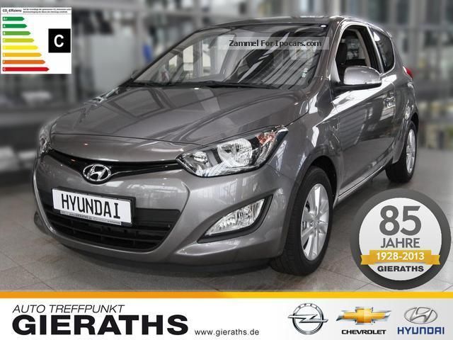 2013 Hyundai  i20 1.2 5 Star Gold Edition Small Car Pre-Registration photo