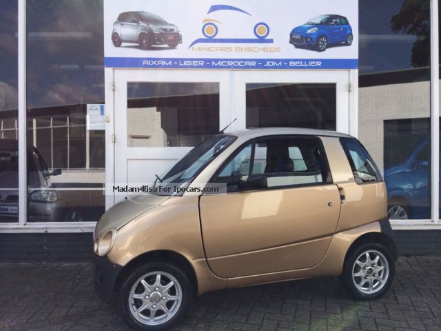 2005 Aixam  Grecav Eke moped auto diesel 45km / h from 16! Small Car Used vehicle photo
