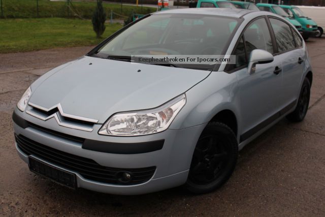 2005 Citroen  Citroën C4 1.4 16V Advance MOT / Au Until 07/2015 climate Saloon Used vehicle photo