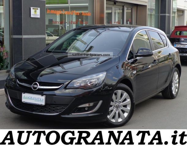 2015 Opel  Astra 1.6 CDTI 110CV S \u0026 amp; S COSMO DPF PELLE + NAVI Saloon Used vehicle photo