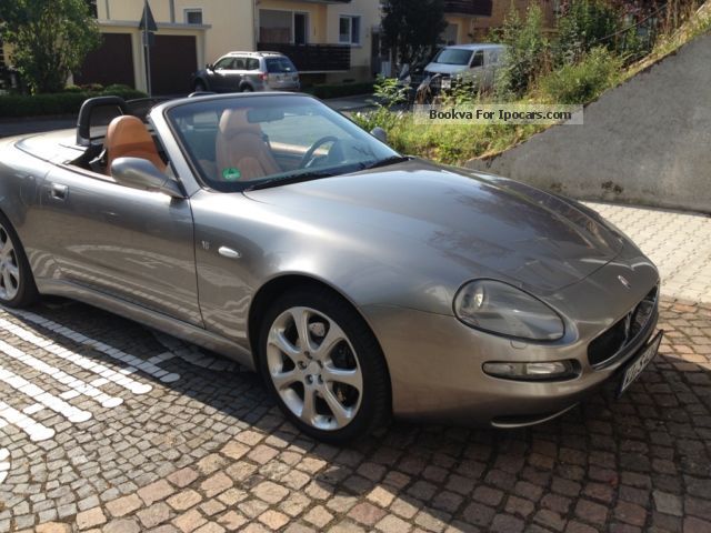 2003 Maserati  Spyder Cabriolet / Roadster Used vehicle (
Accident-free ) photo